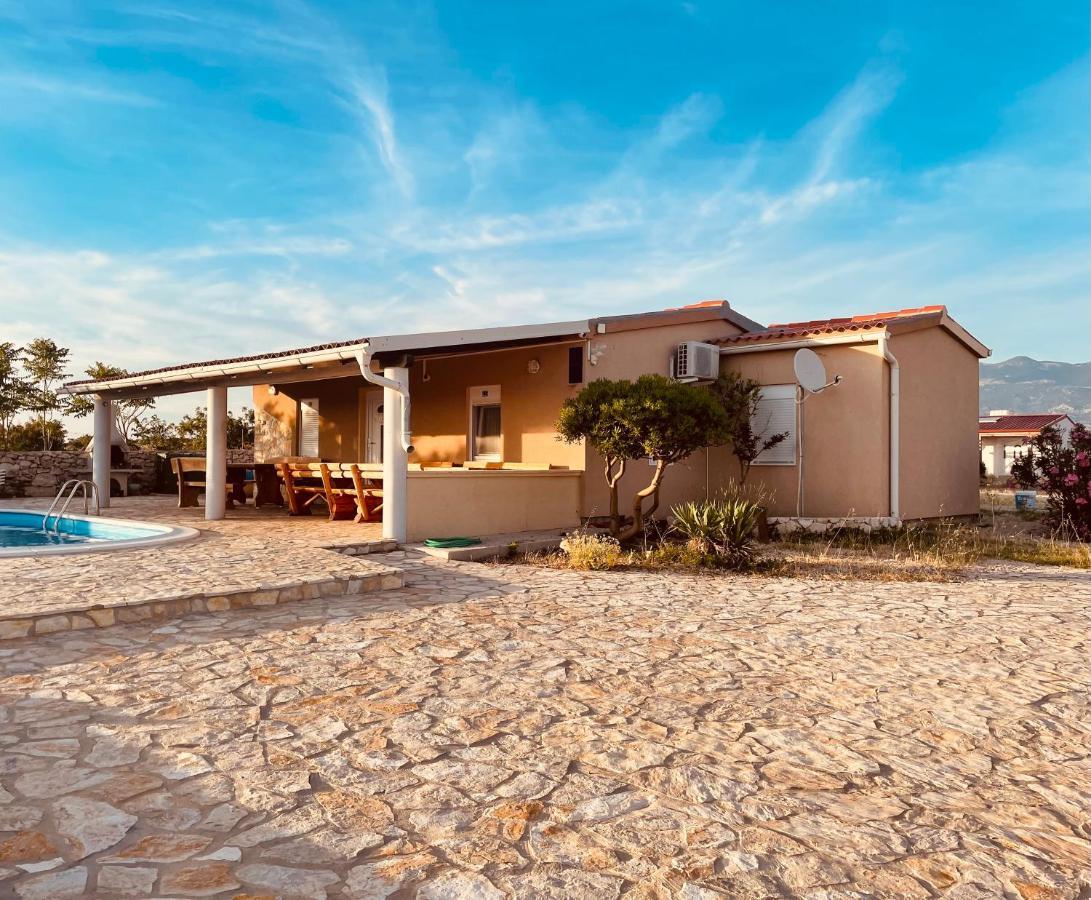 Beautiful Secluded Area Near Novalja Vacation House With Pool And Sea View Villa Lara Luaran gambar